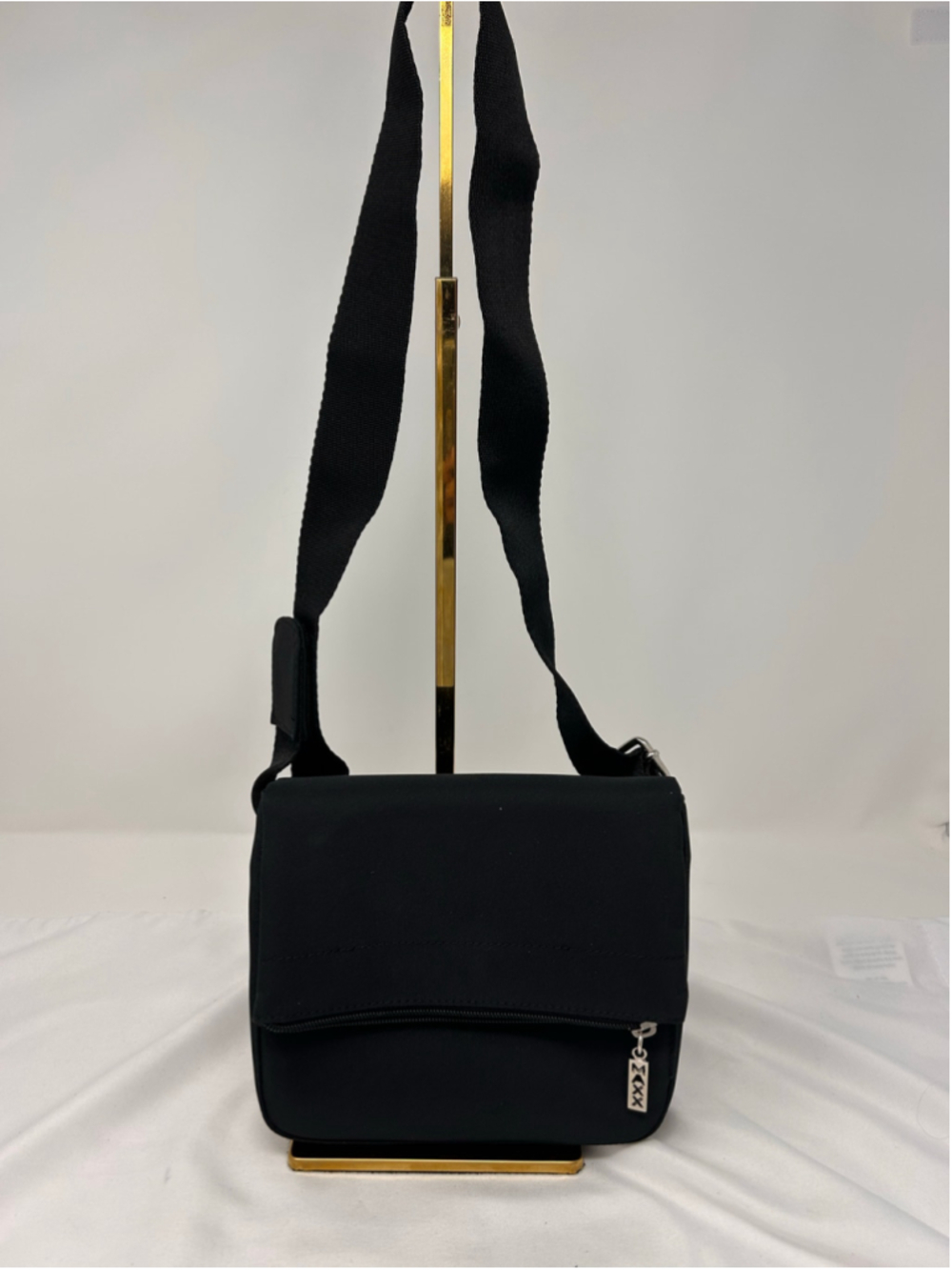 MAXX Black Compact Crossbody Bag Travel Work Utility Adjustable Strap